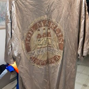 Joe marlin XL t shrit